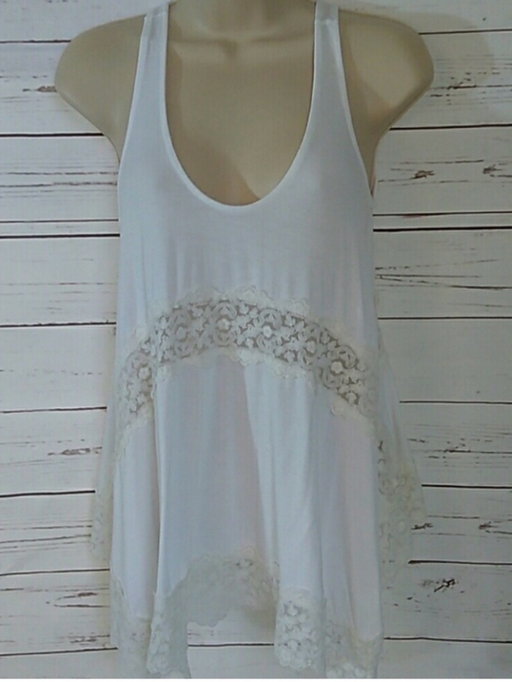 American Eagle Outfitters White Lace-Trim Tank Top Size Small